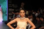 Model walks the ramp for KGK Entice Pvt.Ltd Show at IIJW Day 4 on 22nd Aug 2012 (174).JPG